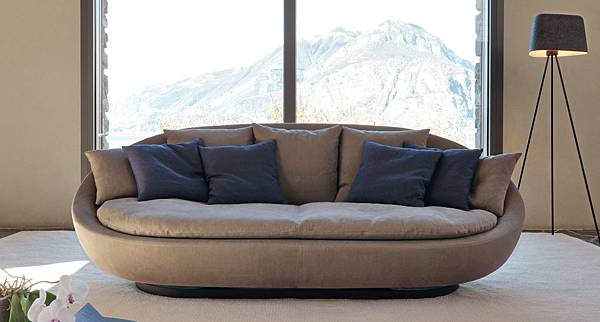 gruppoeuromobil desiree lacoon2.jpg gruppoeuromobil desiree lacoon2.jpg