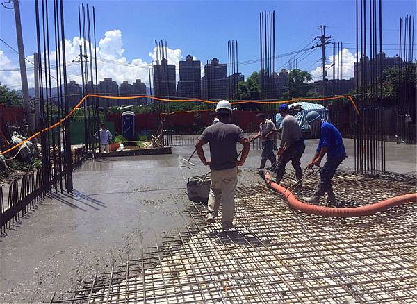 一樓版澆置.jpg 一樓版澆置.jpg