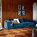 FENDI-contemporary lc_sloane sofa- (1)