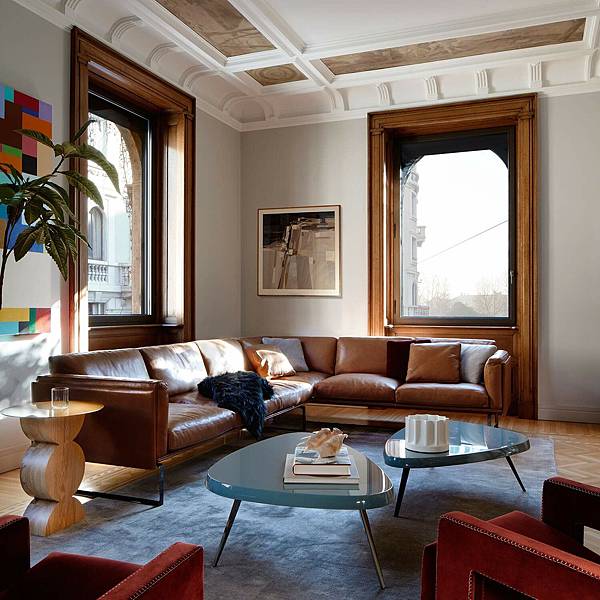 CASSINA-8 SOFA.jpg CASSINA-8 SOFA.jpg