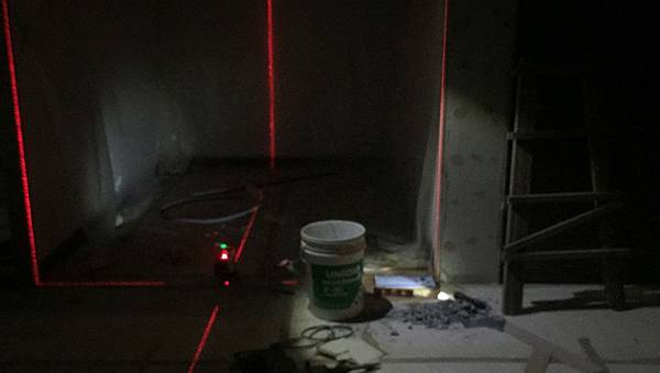 玻璃工程_安裝玻璃地絞鍊 (8).JPG 玻璃工程_安裝玻璃地絞鍊 (8).JPG