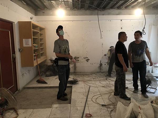 相片 2018-8-15 上午9 59 24.jpg