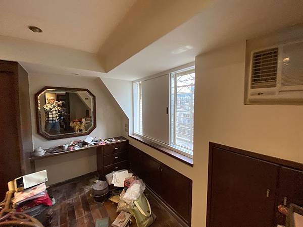 IMG_0355.JPG IMG_0355.JPG