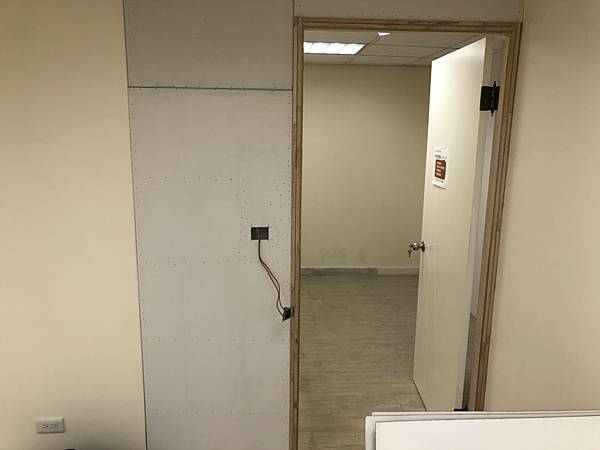 辦公室裝修工程 (58).jpg