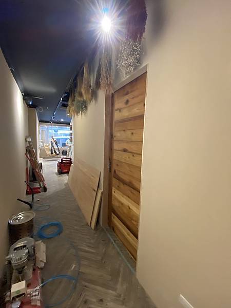 20210401-IMG_1725店面木工裝潢.JPG 20210401-IMG_1725店面木工裝潢.JPG