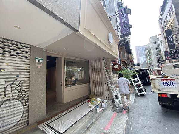 20210402-IMG_1776店面木工裝潢.JPG 20210402-IMG_1776店面木工裝潢.JPG