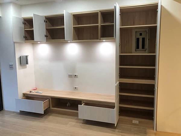 20210821系統櫃工程 (14).JPG 20210821系統櫃工程 (14).JPG