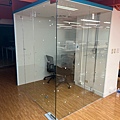 辦公室玻璃隔間 (22).jpg
