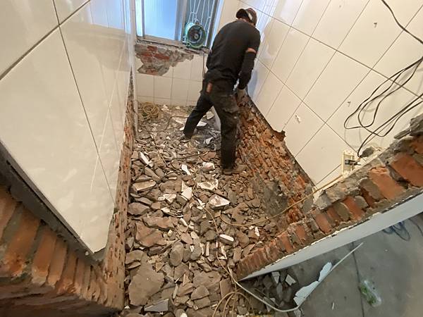 台北市大安區老屋翻新:打除清運與放樣討論 (25).JPG 台北市大安區老屋翻新:打除清運與放樣討論 (25).JPG