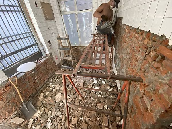 台北市大安區老屋翻新:打除清運與放樣討論 (23).JPG 台北市大安區老屋翻新:打除清運與放樣討論 (23).JPG