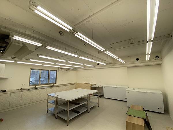 辦公室裝潢完成 (7).jpg