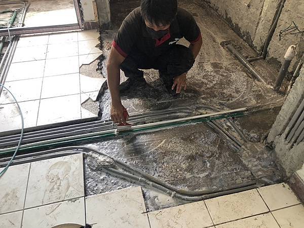 泥做修補與高滲透防水劑 (14).JPG