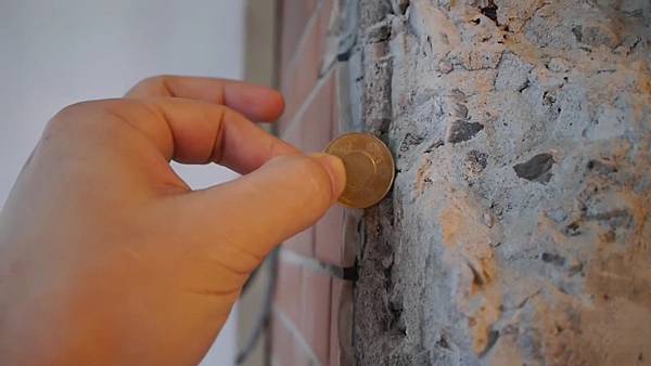 牆面厚度.JPG 牆面厚度.JPG