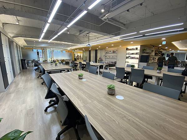 辦公室裝潢設計PressPlay2樓 (15).JPG