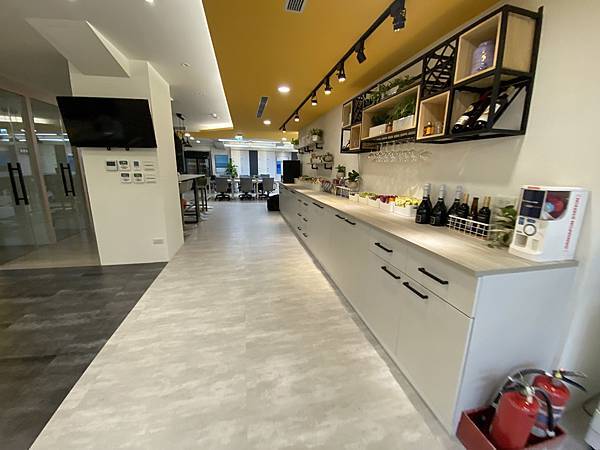 辦公室裝潢設計PressPlay2樓 (7).JPG