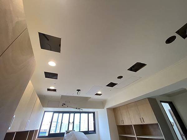 天花板修補 (1).JPG