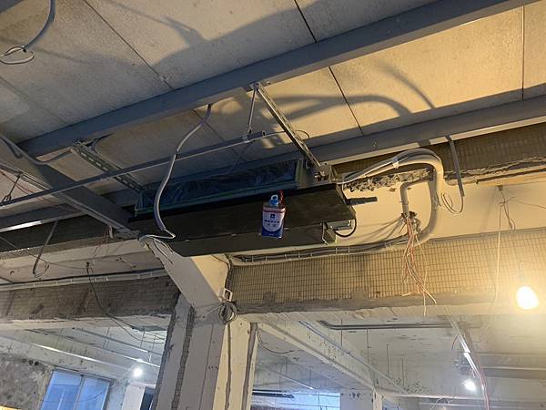 冷氣配管與室內機 (5).JPG
