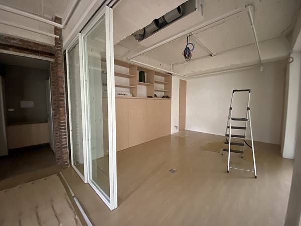 清潔與辦公室裝潢完成 (27).JPG