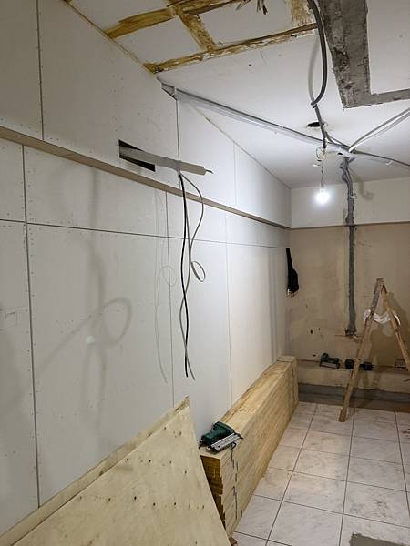 :木工天花、木工隔間、木工門 (3).jpg :木工天花、木工隔間、木工門 (3).jpg