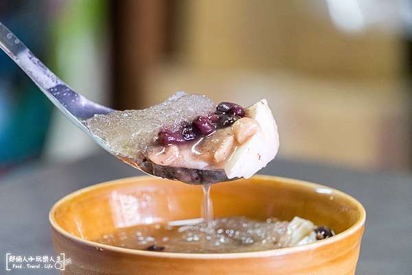 花壇街無名豆花 屹立不搖的豆花老店 是花壇人記憶中的好味道 那倆人 玩樂人生 痞客邦