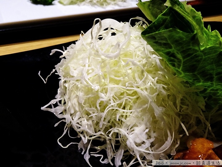 大戶屋(OOTOYA)雞肉蔬菜燴黑醋醬、炭烤雞肉香橘醋、鱈魚蔬菜燴黑醋醬定食和烏龍湯麵 | 台北市中正區 大戶屋(OOTOYA)雞肉蔬菜燴黑醋醬、炭烤雞肉香橘醋、鱈魚蔬菜燴黑醋醬定食和烏龍湯麵 | 台北市中正區