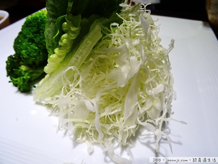 大戶屋(OOTOYA)雞肉蔬菜燴黑醋醬、炭烤雞肉香橘醋、鱈魚蔬菜燴黑醋醬定食和烏龍湯麵 | 台北市中正區 大戶屋(OOTOYA)雞肉蔬菜燴黑醋醬、炭烤雞肉香橘醋、鱈魚蔬菜燴黑醋醬定食和烏龍湯麵 | 台北市中正區