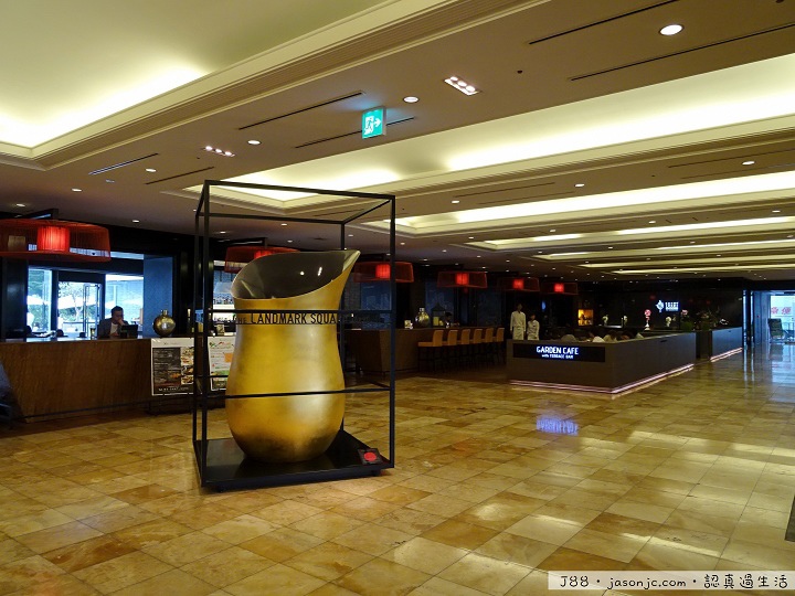 從品川車站港南口經品川Grand Commons、品川Intercity到無添迴轉壽司(無添くら寿司) 從品川車站港南口經品川Grand Commons、品川Intercity到無添迴轉壽司(無添くら寿司)