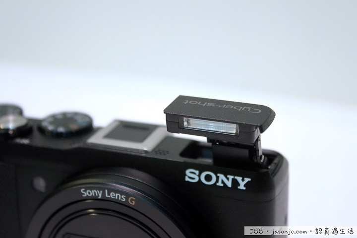 Sony Cyber-shot DSC-HX60V 30倍光學變焦隨身機開箱 Sony Cyber-shot DSC-HX60V 30倍光學變焦隨身機開箱