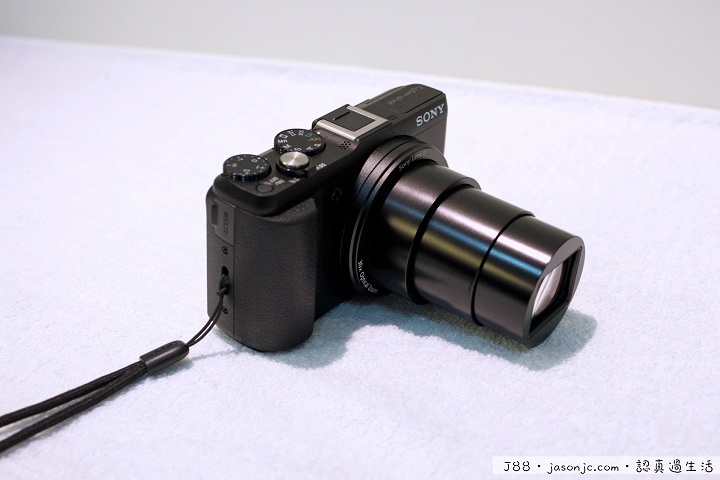 Sony Cyber-shot DSC-HX60V 30倍光學變焦隨身機開箱 Sony Cyber-shot DSC-HX60V 30倍光學變焦隨身機開箱