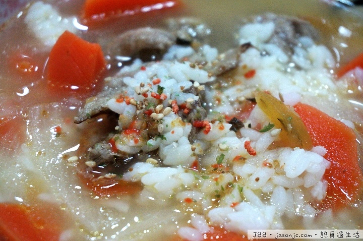 羅宋湯泡飯配自家產冰竹筍 羅宋湯泡飯配自家產冰竹筍