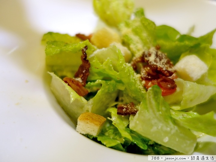 年終家族聚餐在小紅蕃薯Yammy Cafe | 台北市中山區 年終家族聚餐在小紅蕃薯Yammy Cafe | 台北市中山區