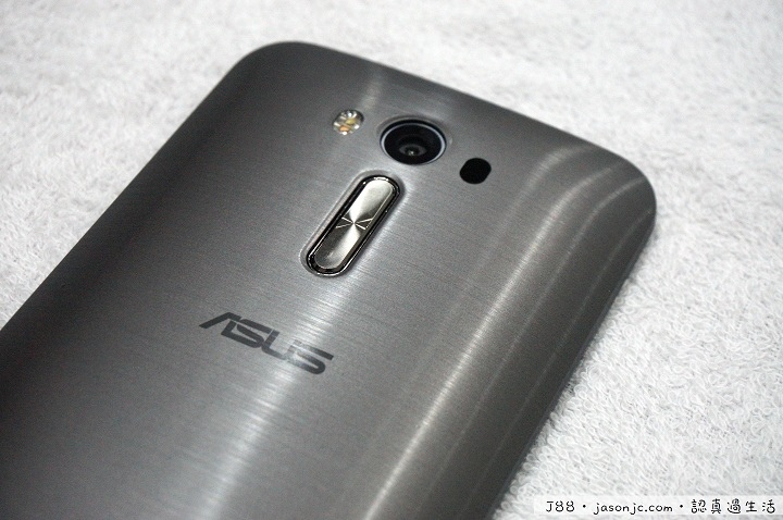ASUS Zenfone 2 Laser(ZE550KL)開箱 ASUS Zenfone 2 Laser(ZE550KL)開箱