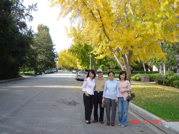 Wu's family #2, 11-22-05 027.jpg