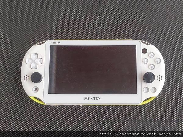 PS Vita 2000 series