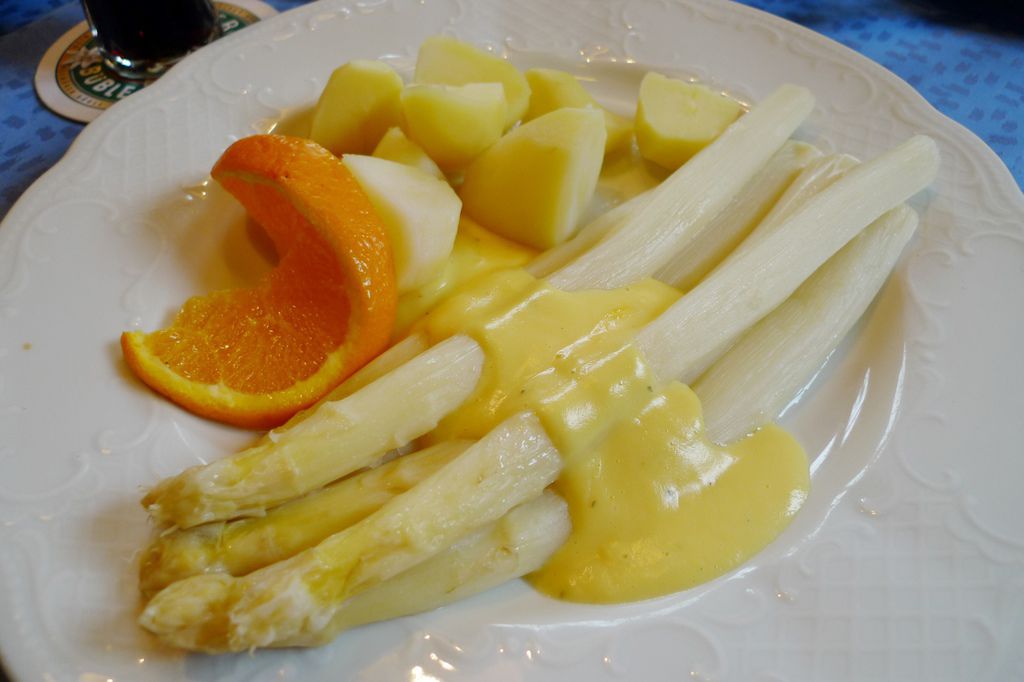 P1300936-.jpg P1300936-.jpg