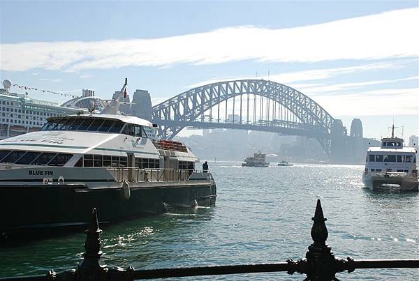 Sydney Harbour Bridge