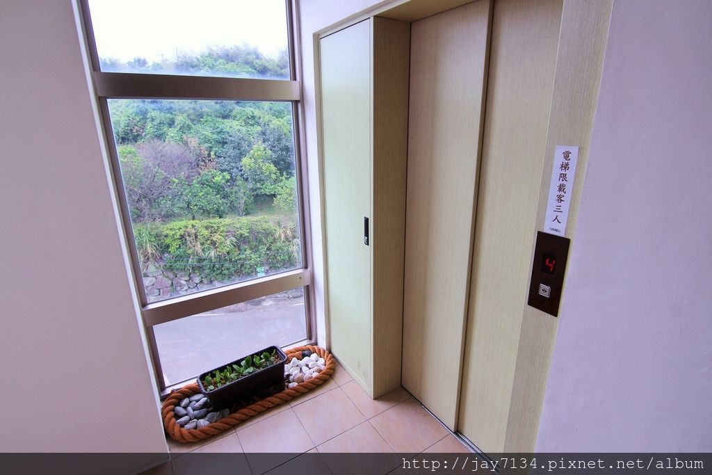 IMG_6348.JPG IMG_6348.JPG