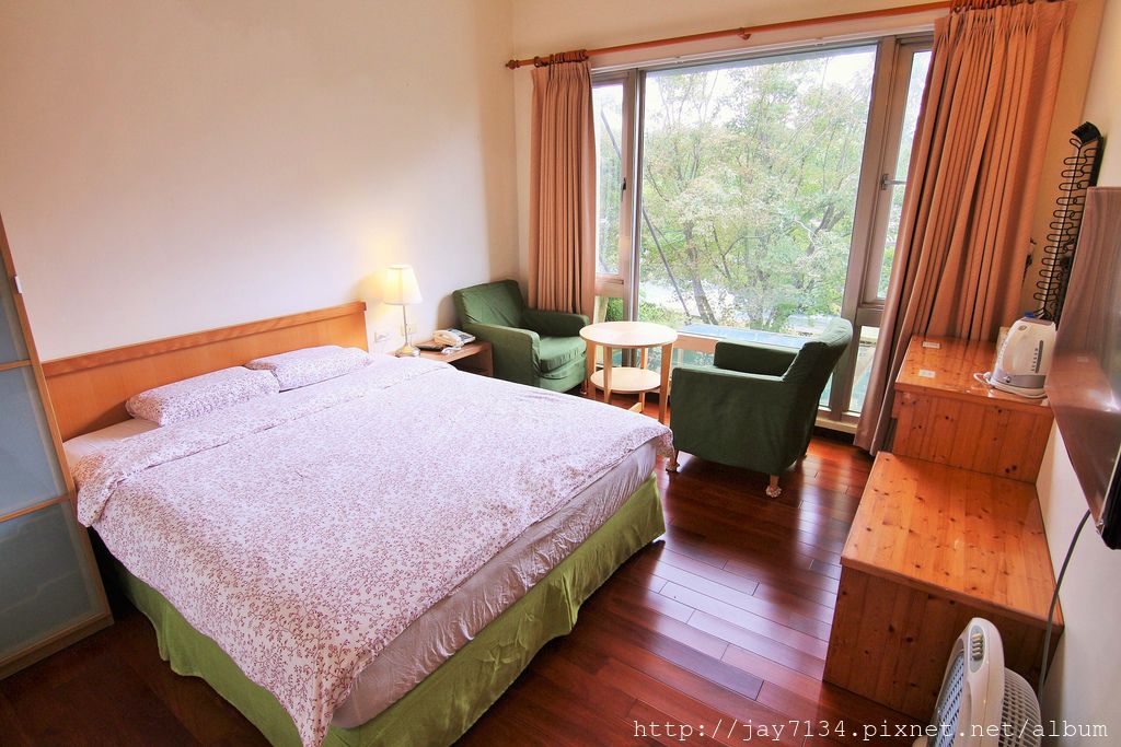 IMG_6377.JPG IMG_6377.JPG