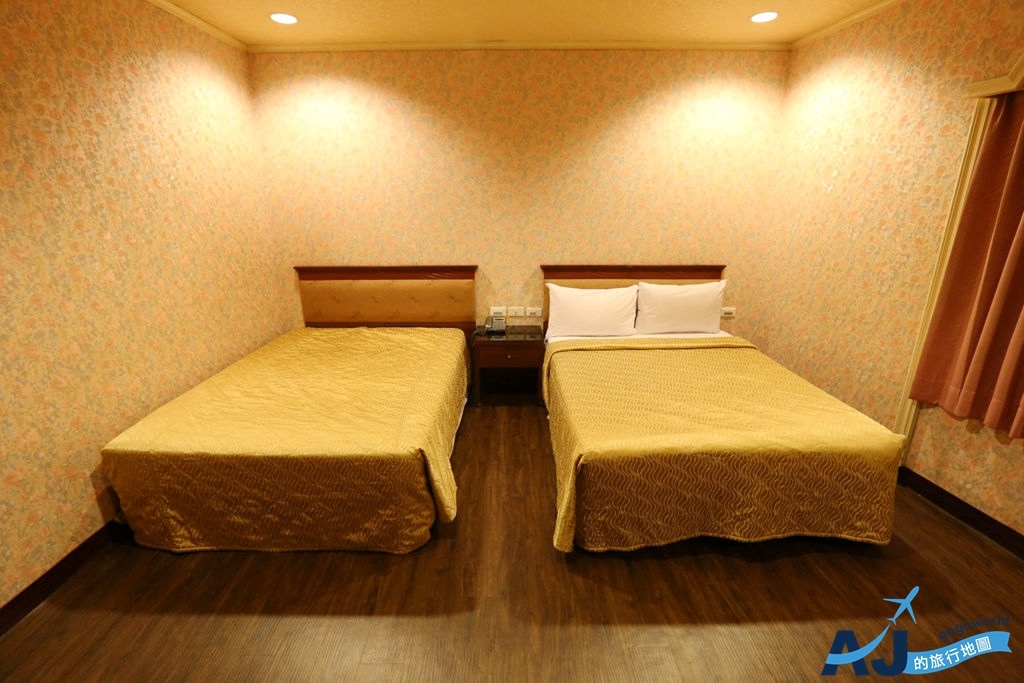 高雄便宜住宿 中央商務大飯店centre Hotel 家庭房 早餐分享捷運美麗島站旁 有免費停車場 Aj的旅行地圖 痞客邦