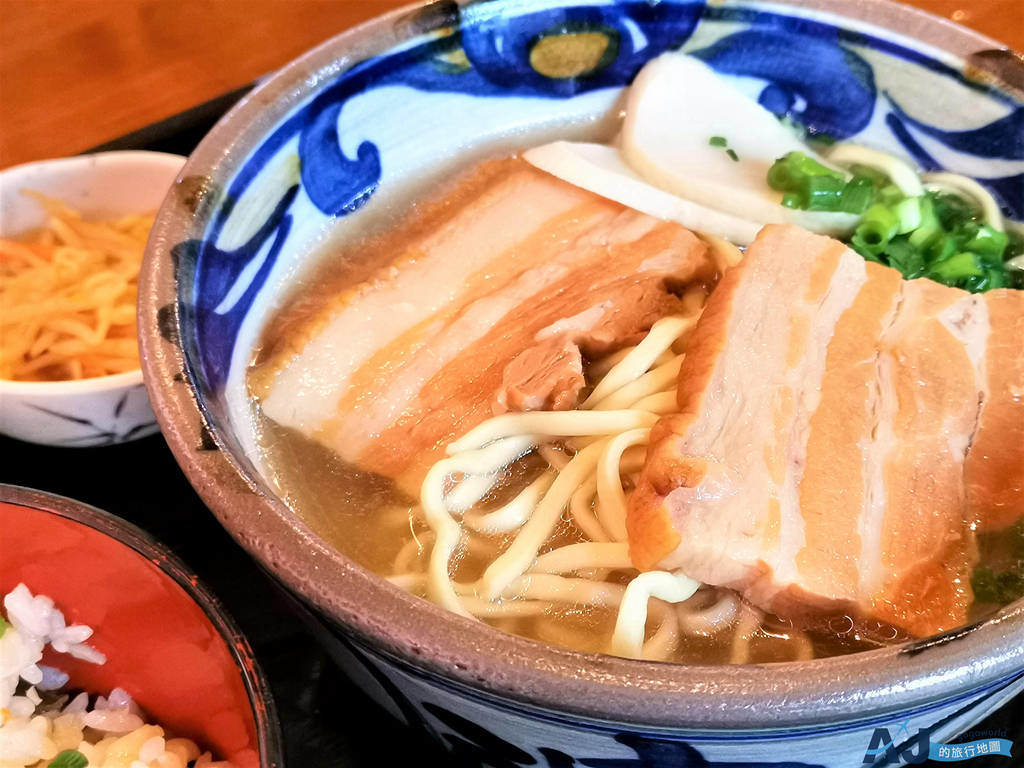 [食記] 那霸 楚边蕎麥麵 超人氣大碗公蕎麥麵 