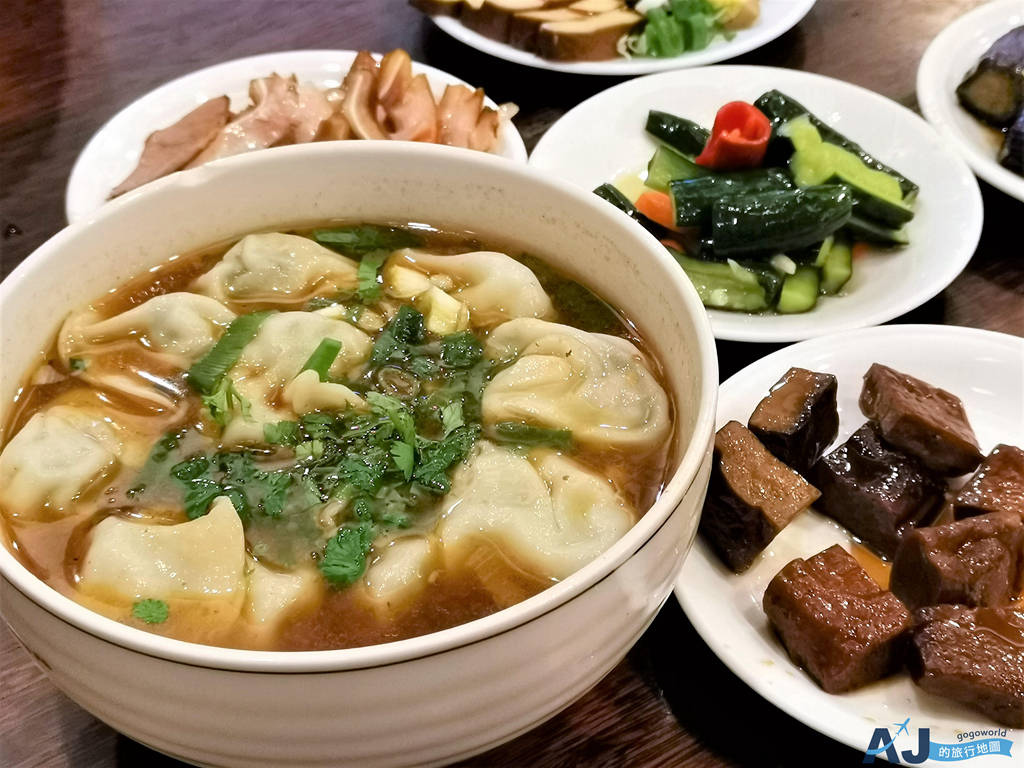 [食記] 花蓮 老鄉牛肉麵館 人氣牛肉麵店