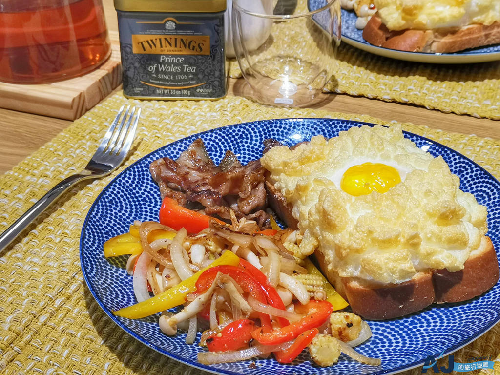 [食譜] 雲朵蛋吐司 可搭配燒肉、德式香腸、炒菇