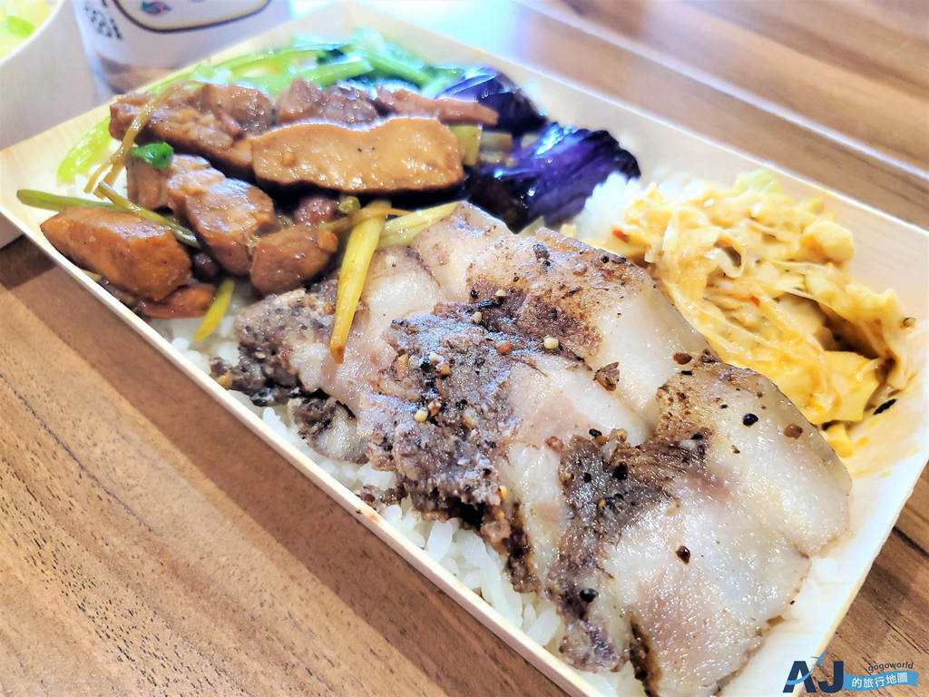 [食記] 關西休息站 關西便當 現點現做風味便當