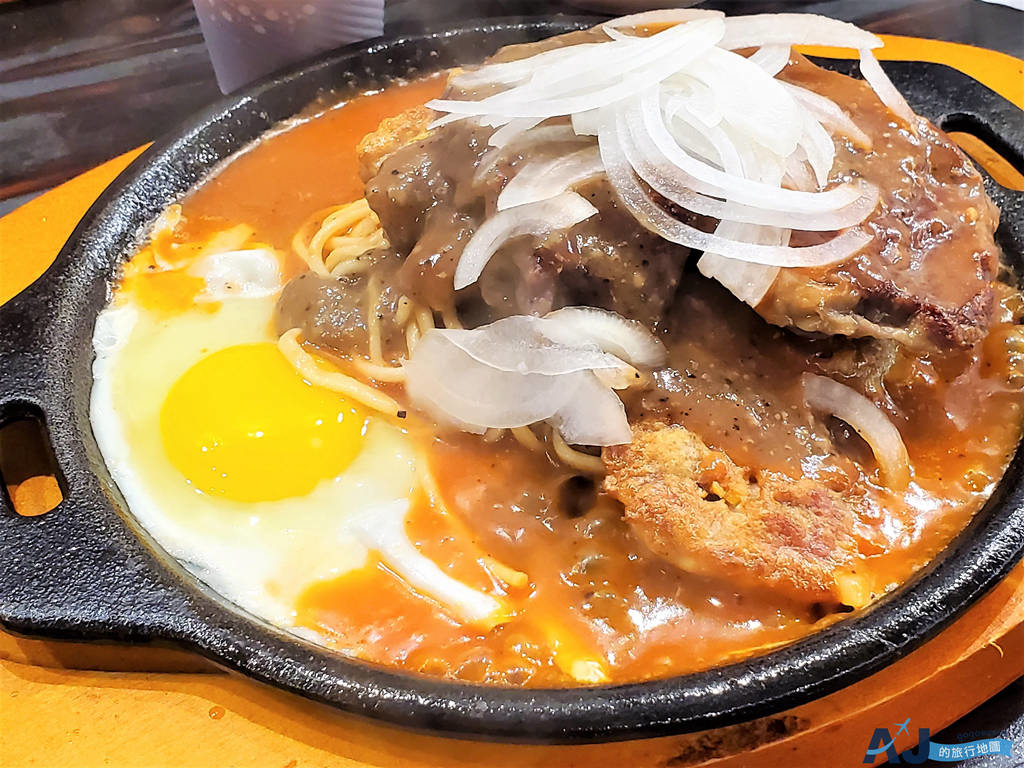 [食記] 桃園大廟 老師傅鐵板牛排 平價牛排