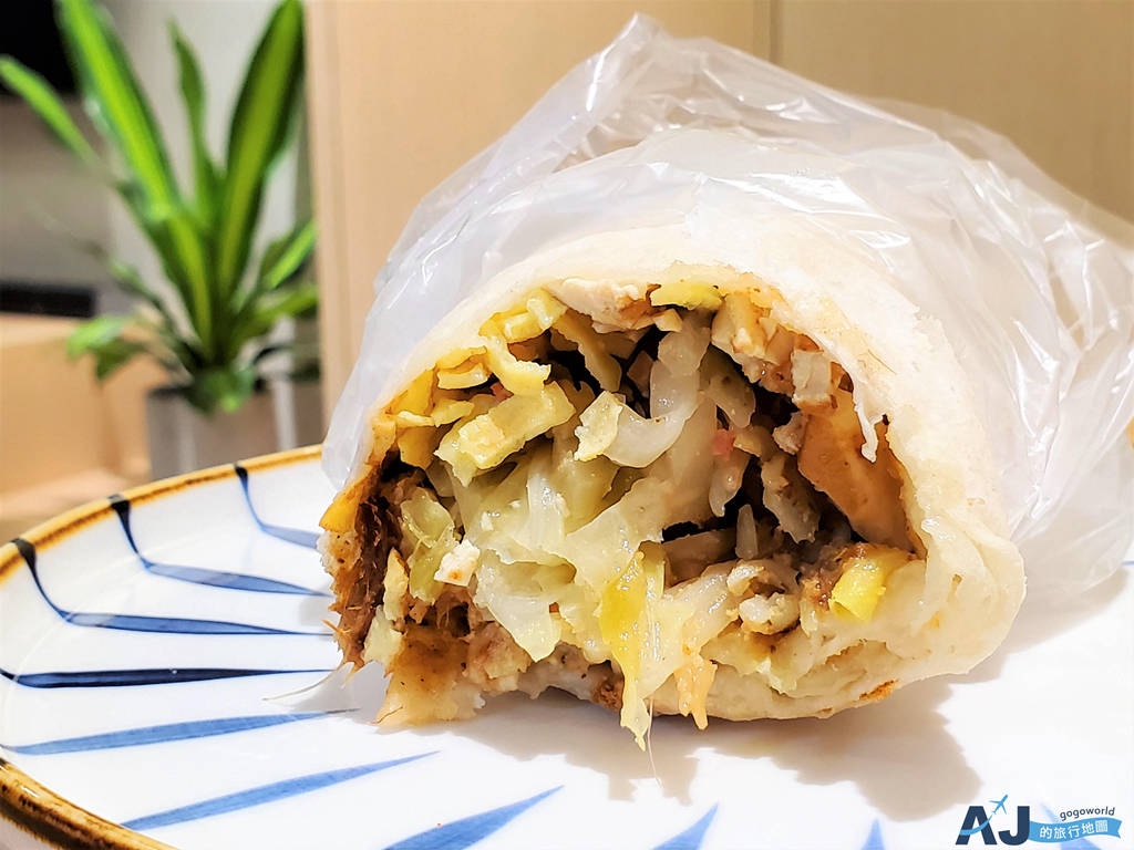 [食記] 桃園車站小吃 姜記、旺仔潤餅捲 