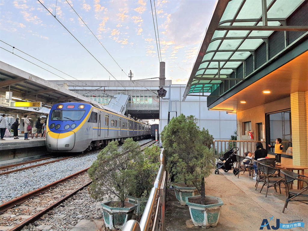 [食記] 新竹 新豐車站星巴克 舊火車站改建星巴克