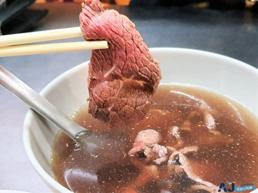 [食記] 台南 鬍鬚忠牛肉湯 牛肉湯、牛肉燥飯