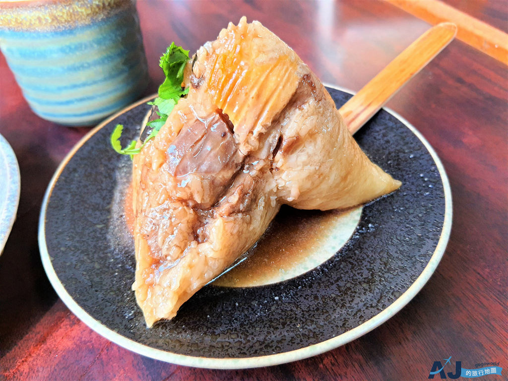 [食記] 台南 再發號百年肉粽 八寶肉粽