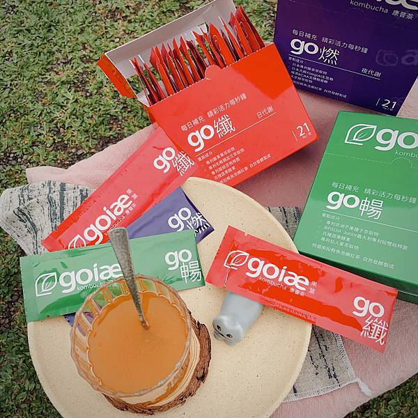 開箱果葉康普茶 沒有一般市售康普茶濃厚嗆鼻的發酵味各種果香 開箱果葉康普茶 沒有一般市售康普茶濃厚嗆鼻的發酵味各種果香