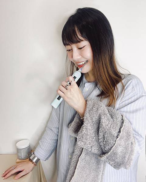 德國口腔品牌設計+日本專利電動牙刷 日本實驗結果有效降低牙 德國口腔品牌設計+日本專利電動牙刷 日本實驗結果有效降低牙